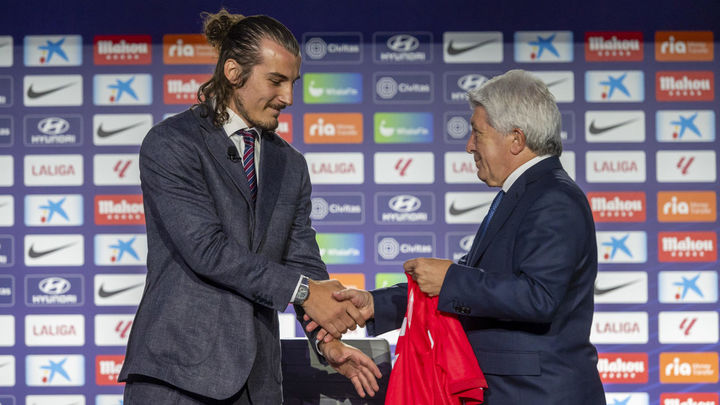 Soyuncu y Enrique Cerezo / EFE