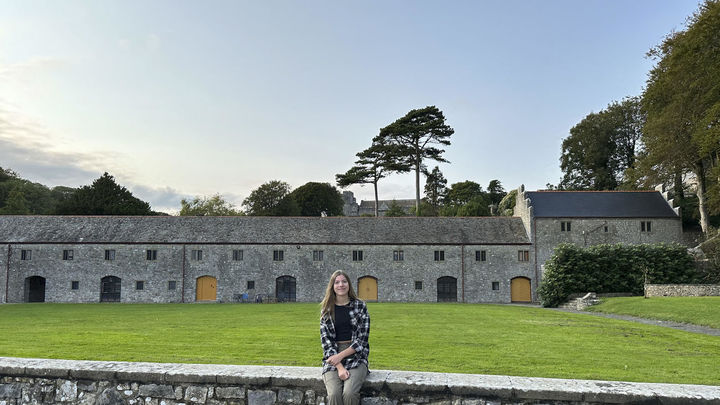 Primeras  imágenes de la infanta Sofía en Gales / EFE