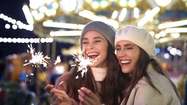 Amigas en una celebración / Europa Press