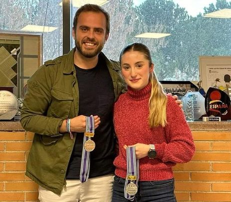 El alcalde de Arganda junto a Sheila Gómez / FACEBOOK