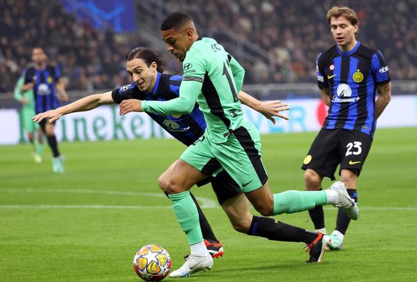 Samuel Lino ante el Inter de Milán / EFE