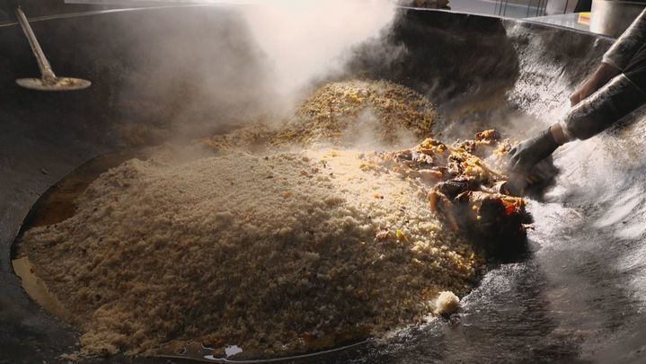 'Plov', el plato típico de Uzbekistán / Telemadrid