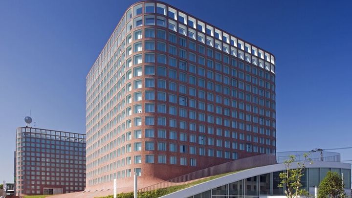 Ayuntamiento de Fussa. Tokio, Japón / YAMAMOTO