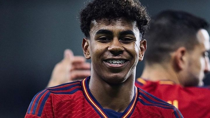 Lamine Yamal / @LAMINEYAMAL