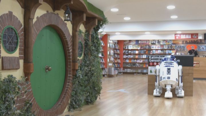 Interior de la tienda 'Akira Comics' / Telemadrid