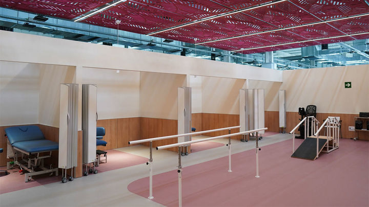 Zona para el ejercicio y recuperación de los pacientes del nuevo el Centro Especializado de Atención Diurna / @ComunidadMadrid