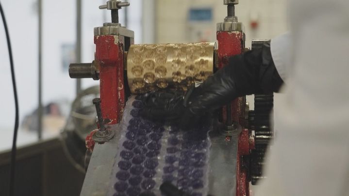 Caramelos 'La Pajarita' / Telemadrid