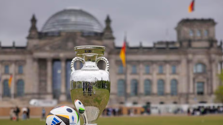 Zona de fans del Reichstag / UEFA