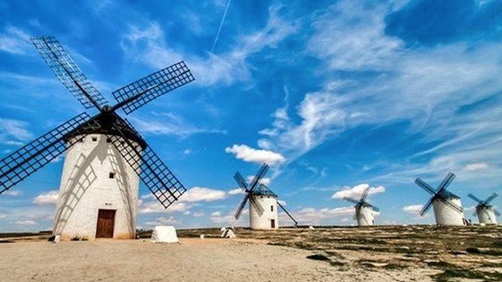 Campo de Criptana / RENFE