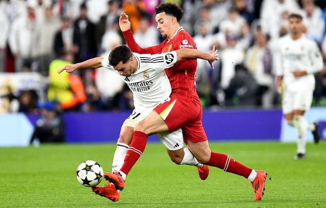 Brahim ante el Liverpool / EFE