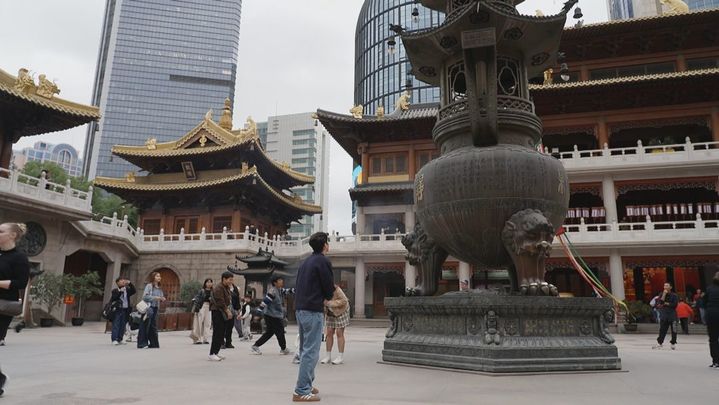 El templo budista más antiguo de Shanghái / TELEMADRID