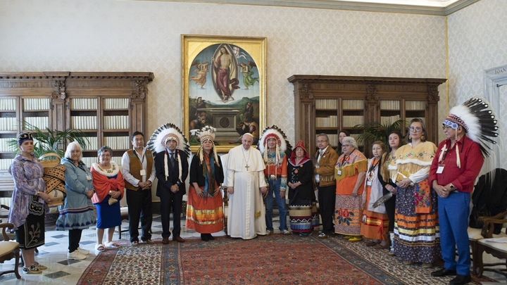 Encuentro con indígenas de Canadá sobre los abusos sufridos en los internados del país / EUROPA PRESS