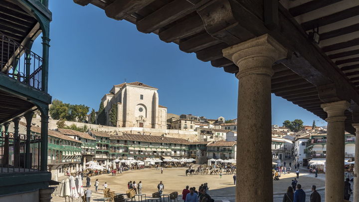 Plaza Mayor de Chinchón / HUGO FERNÁNDEZ / COMUNIDAD DE MADRID
