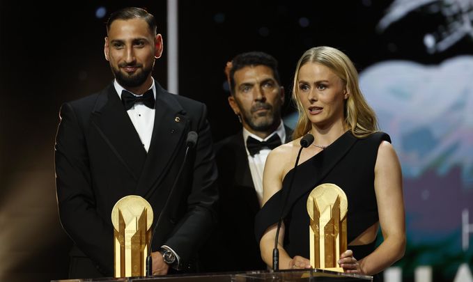 Donnarumma y Hannah Hampton / EFE