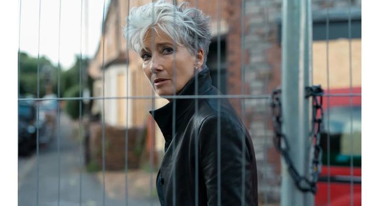 El misterio de Cemetery Road (Apple TV) / Enseriados