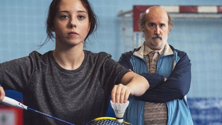 Yakarta (Movistar Plus +) / Enseriados