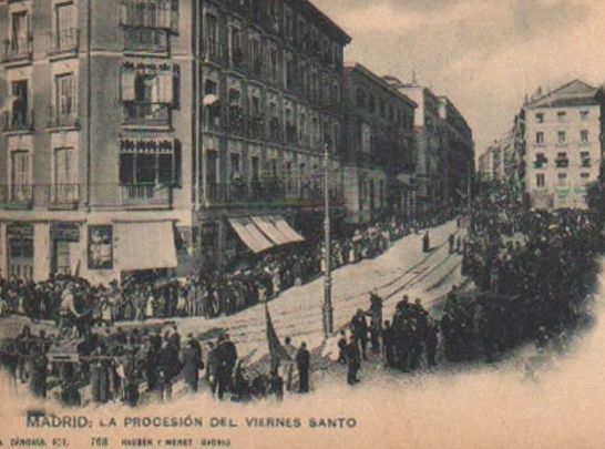 postal de procesión del Viernes Santo / Archivo