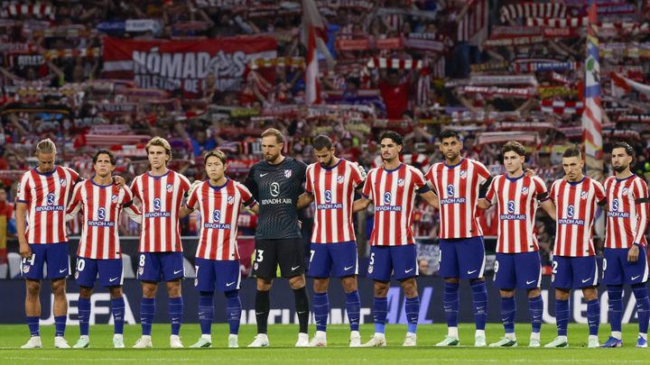 Minuto de silencio por el fallecmiento de la madre de Koke / EFE